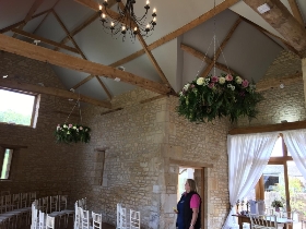 Suspended ceiling flowers